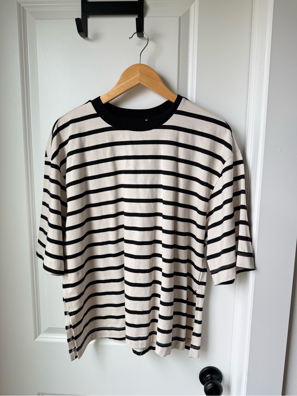 Zara Black and Cream Striped Short Sleeve Tee